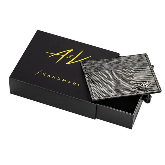 Handmade Lizard Card Wallet – Statement Piece - Black Color - Picture 5 of 5